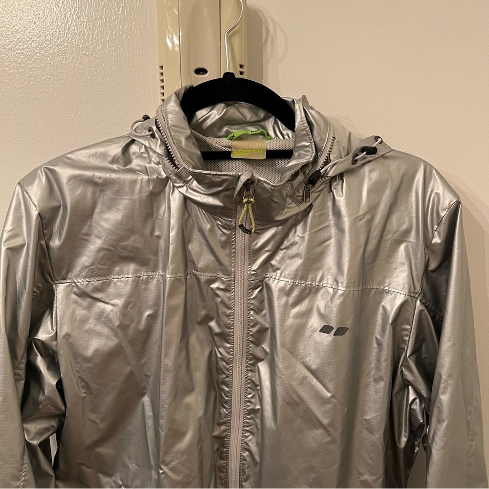 Koppen Silver Windbreaker - Picture 3 of 5